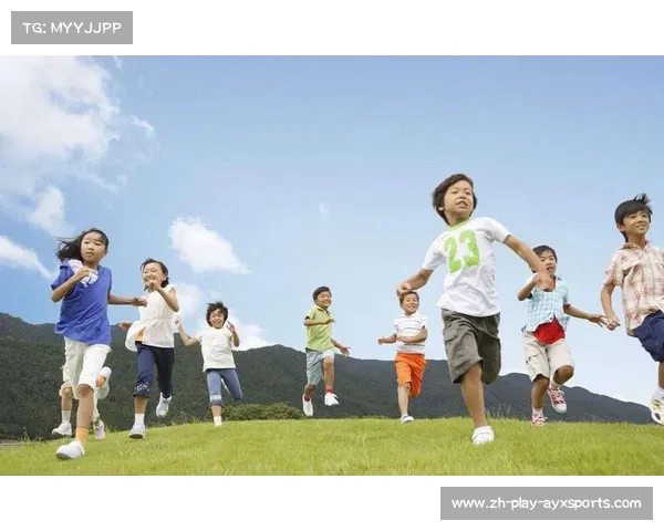 三笘薫的创作之旅与足球梦想 在英国畅销的新书探索背后故事 三笘薫的创作之旅与足球梦想 在英国畅销的新书探索背后故事